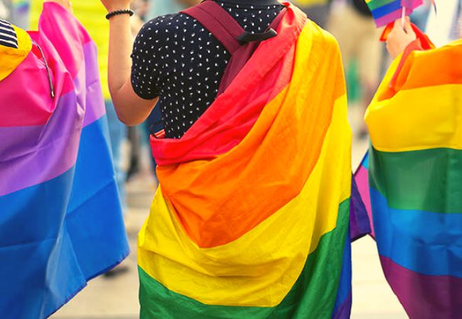 Lgbtq Community समलैंगिकांसंबंधित जगातील हे देश आहेत कठोर 7523