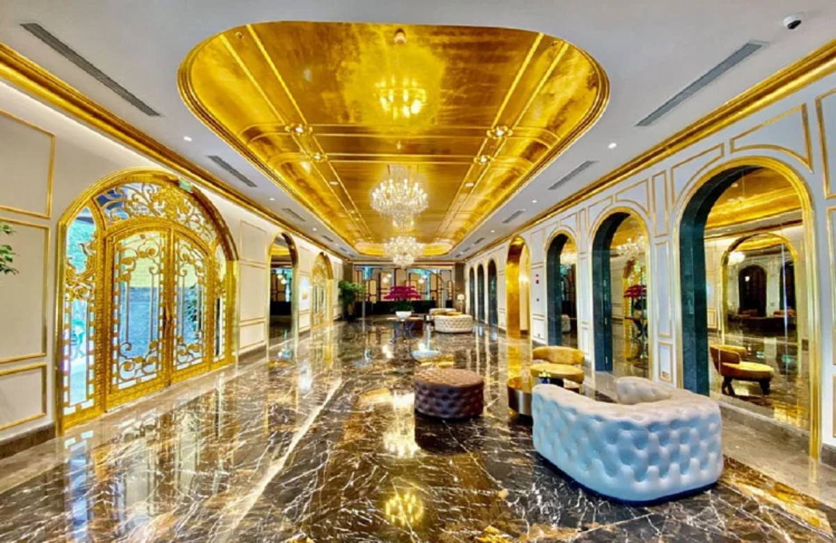 golden hotel