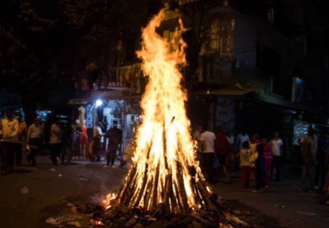 Holi